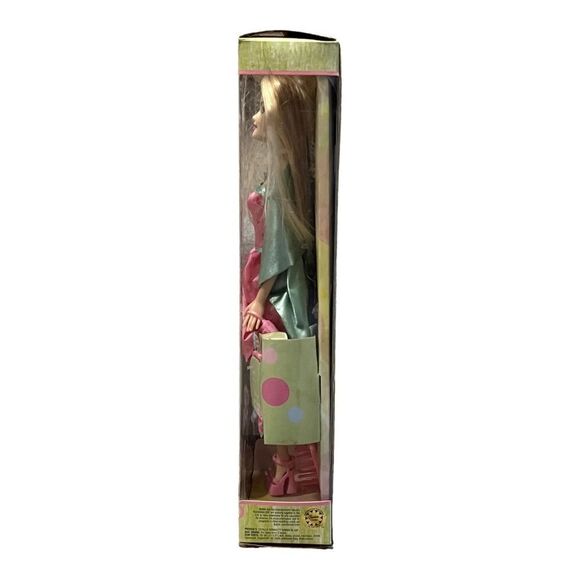 Mattel Totally Spring Primavera Barbie with Cool Nails C4480 - Picture 3 of 6